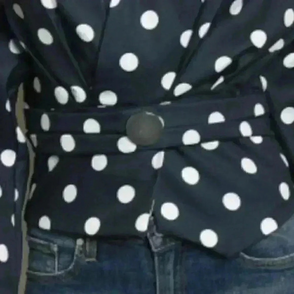 Polka-Dot TOP - Picture 3 of 3